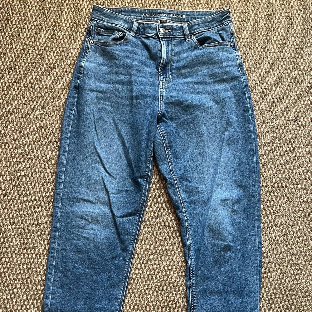American Eagle Mom Jeans